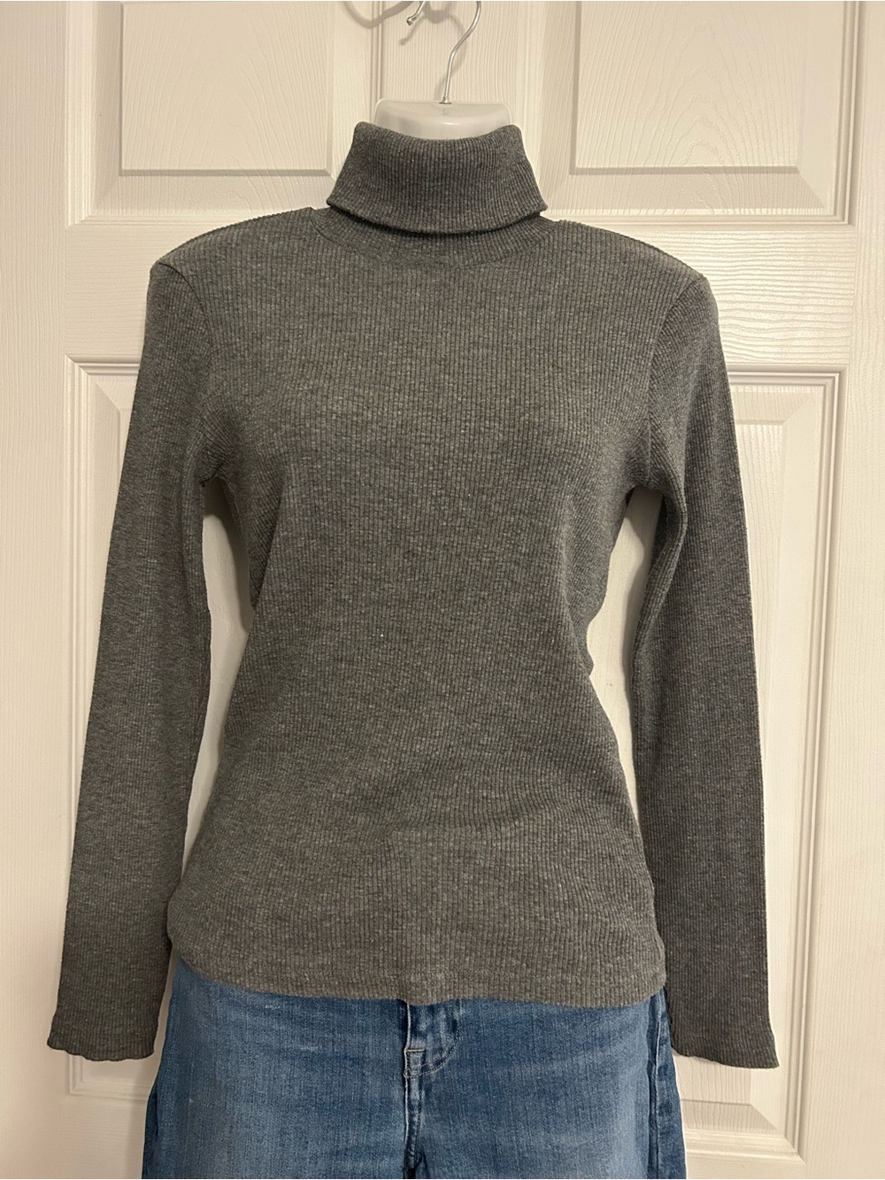 Express Gray Ribbed Turtleneck Sweater